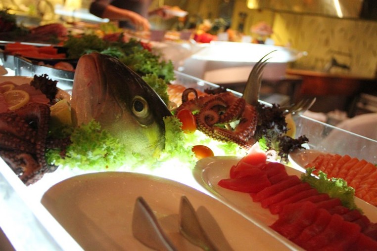 Sushi Night at Wok Wok 